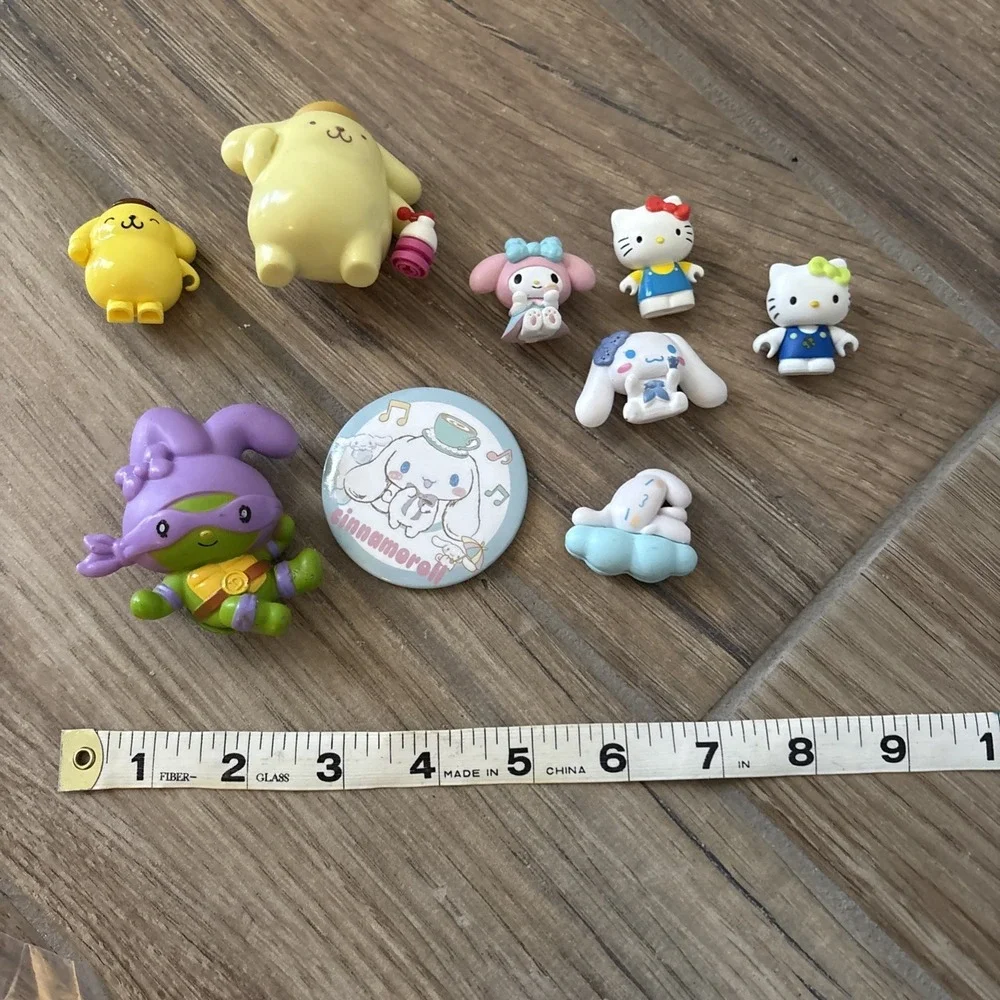 LOT‎ OF 9 HELLO KITTY & FRIENDS Cinnamoroll